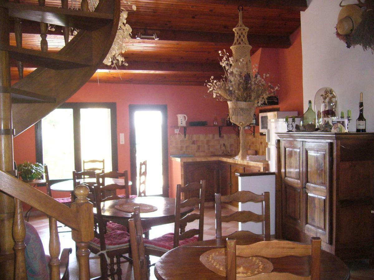 Maison Provençale Venasque Exterior foto